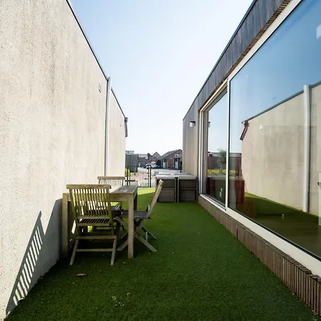 Casa de Férias New Dahlia 6 With Parking By Interhome *