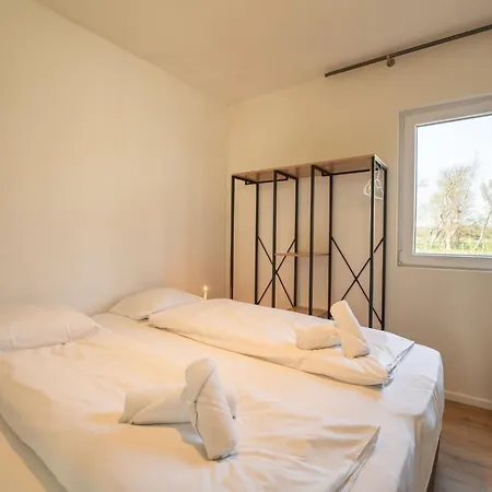 New Dahlia 6 With Parking By Interhome Casa de Férias