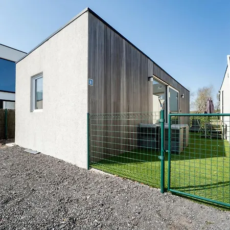 New Dahlia 6 With Parking By Interhome